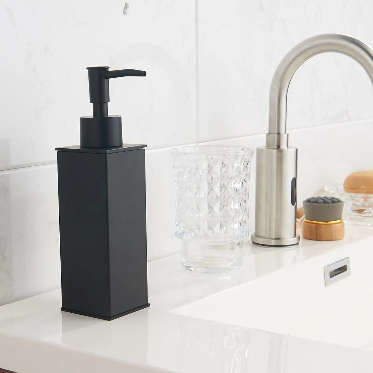 VDN Stainless Zeeppompje - Zeepdispenser - Zeeppompje Vrijstaand - Zwart - Vierkant - RVS - Afbeelding 6