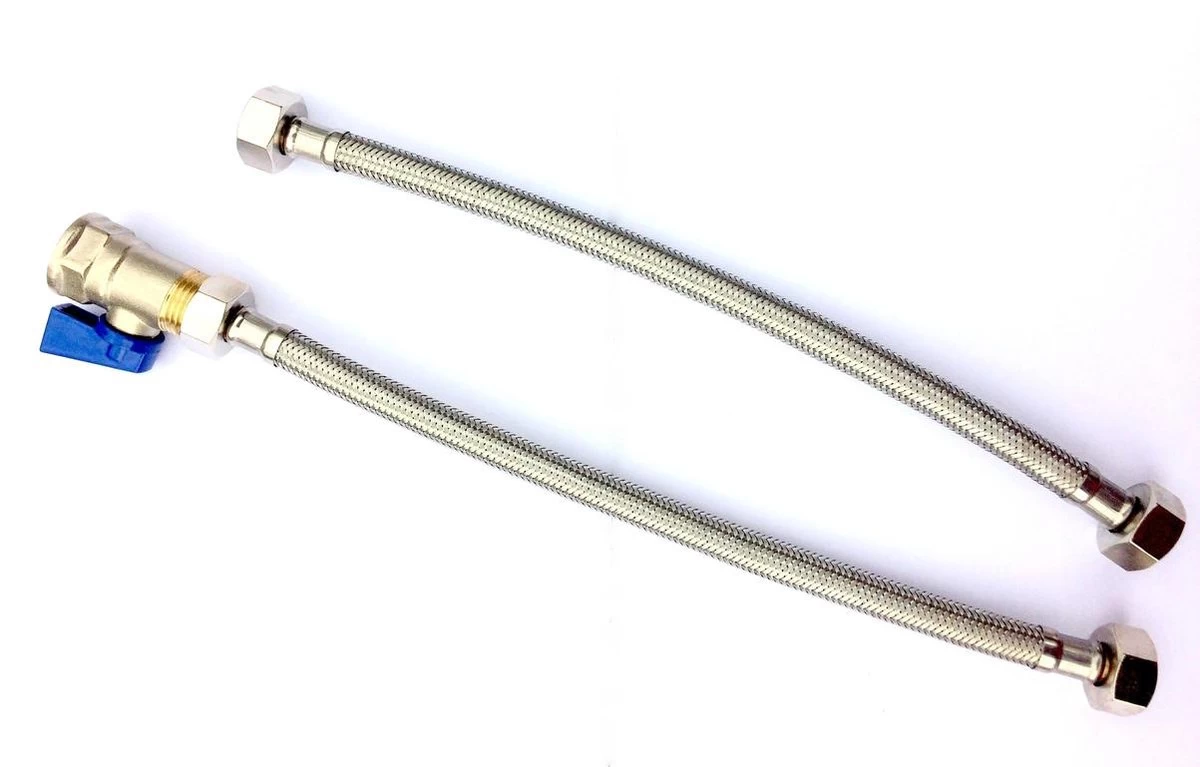 Wagaparts Aansluitset - Voor Diverse Geisers - Flexibele Pijp - ½” Koppeling - Binnendraad. - Afbeelding 2