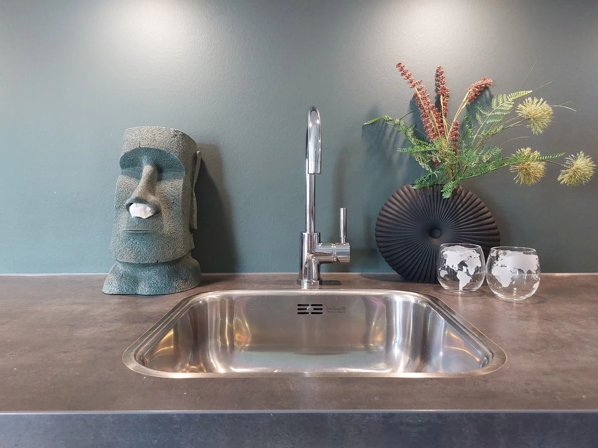 Rotary Hero® Moai - Tissue Box Houder Voor Zakdoeken Tissue Dispenser Cosmeticadoekjesbox - Voor Keuken Badkamer Slaapkamer - Rechthoekig - 18x19x31.5 Cm - Afbeelding 11