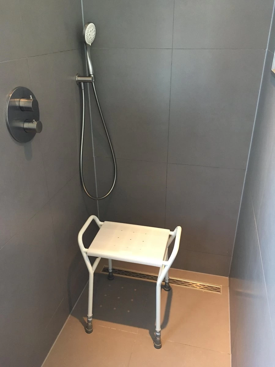 Aidapt Douchekruk In Hoogte Verstelbaar - Max 159kg - Afbeelding 2